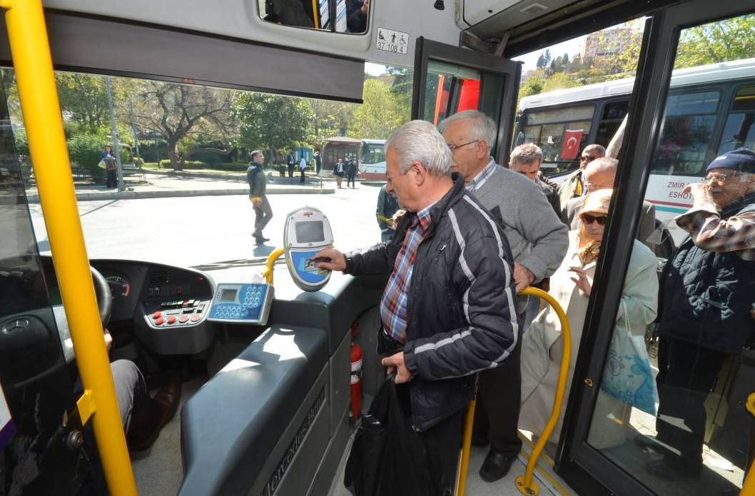 65 yaş üstü kartlar geri alınacak. Uymayanlara para cezası kesilecek 1